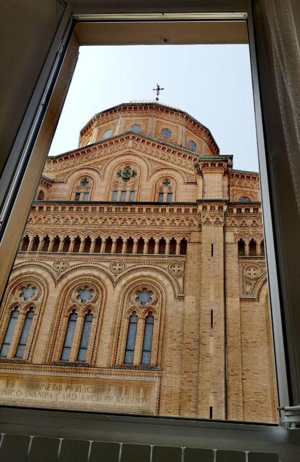 Camera E Bagno Privato A 3 Minuti Dalla Stazione Bologna Ngoại thất bức ảnh