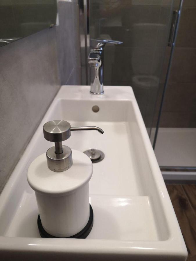 Camera E Bagno Privato A 3 Minuti Dalla Stazione Bologna Ngoại thất bức ảnh